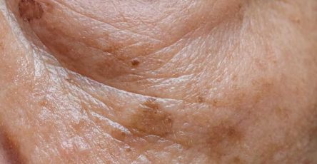 552ed98e8ac16d4195e00efa8fc83cc7